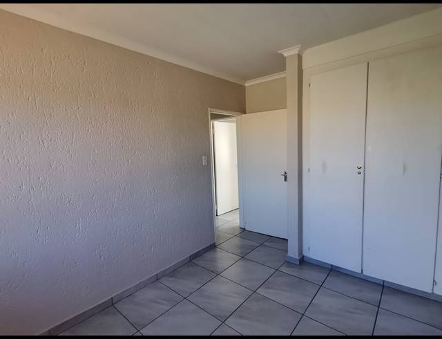 2 BEDROOM APARTMENT FOR SALE IN KENLEAF